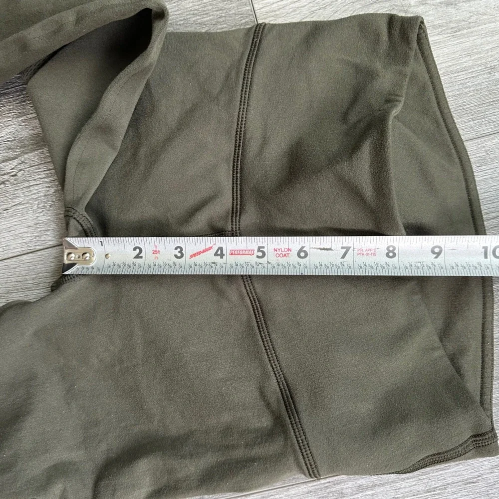 Lululemon Olive Green Mesh Capri Leggings XS womens 14